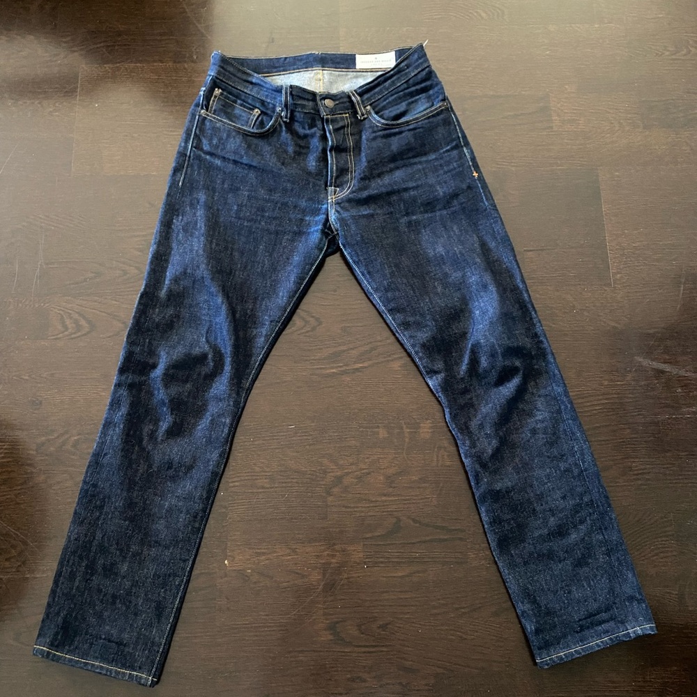 VGC Imogene + Willie Bartom Slim Indigo Rigid (JP) jeans